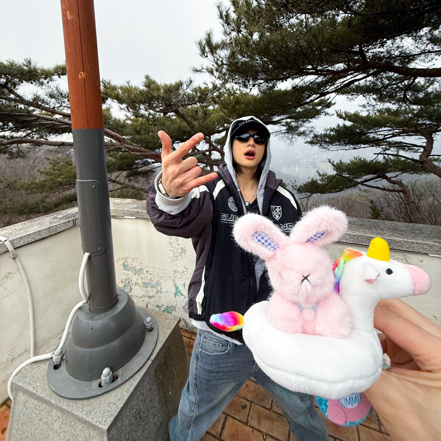 Latest photo of Hyunjin (Stray Kids)