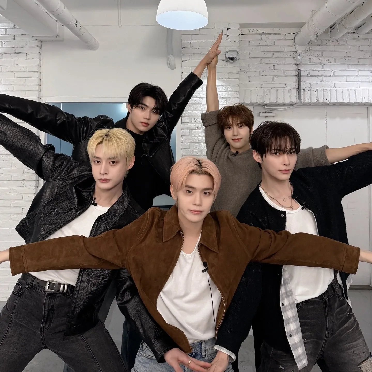 石馬修 (ZEROBASEONE)的最新活動照片