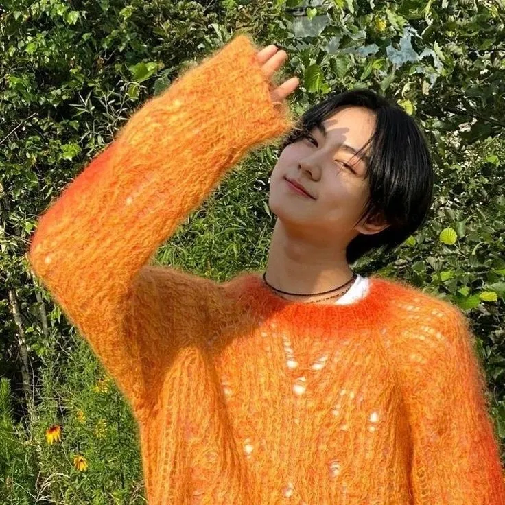 Latest photo of Jungwon (ENHYPEN)