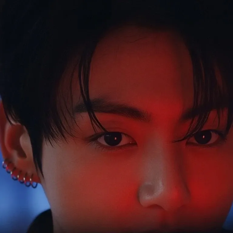 Latest photo of Jungkook (BTS)