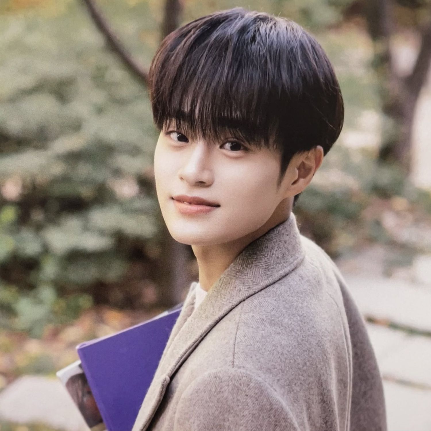 Behind-the-scenes cut of Lee Daehwi (AB6IX)