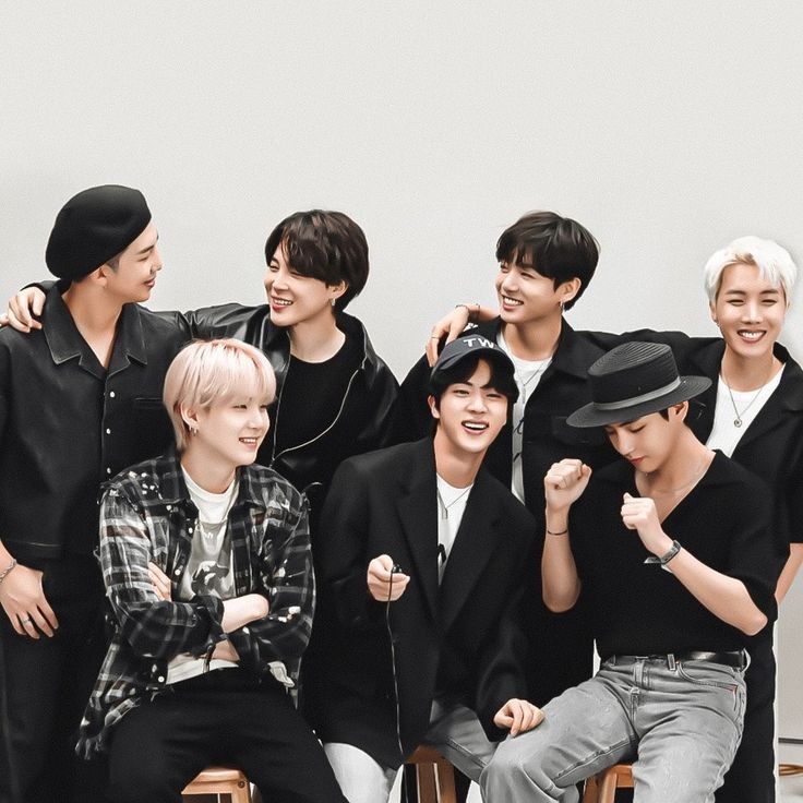 Behind-the-scenes cut of BTS