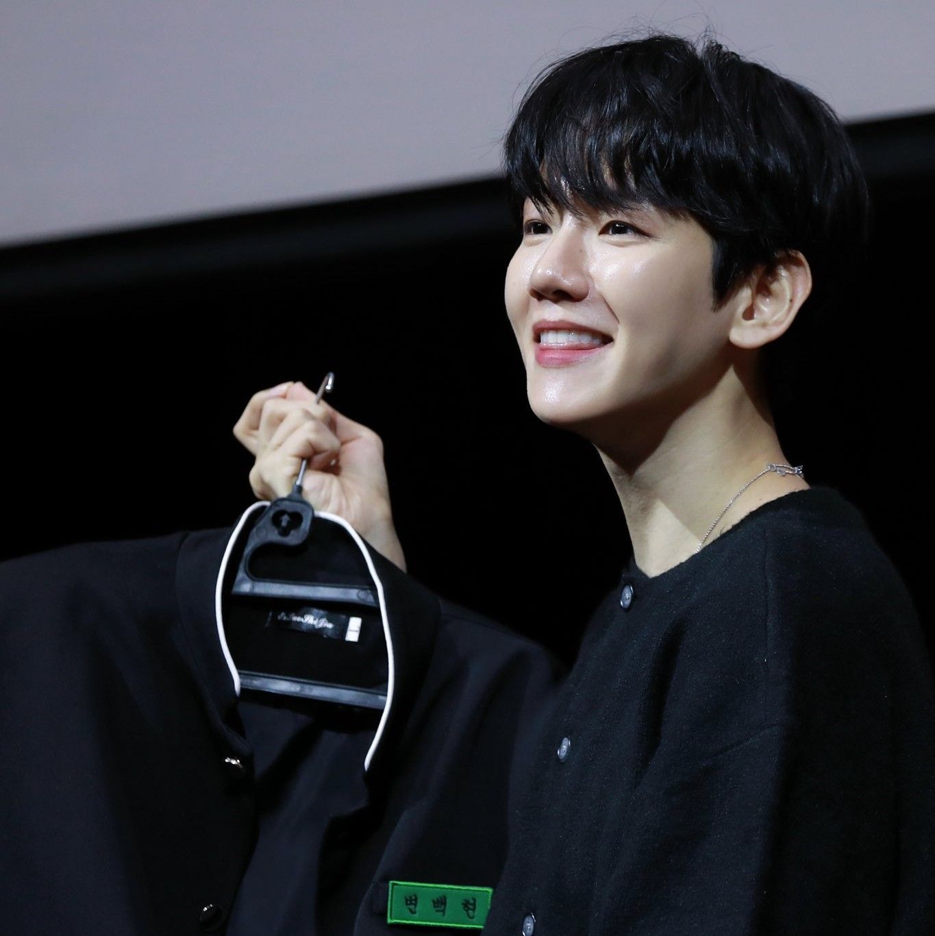 백현 (EXO)의 최신 사진