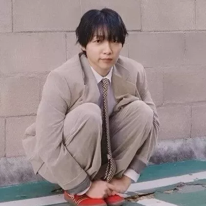 Recent activity shot of Jeong Sewoon