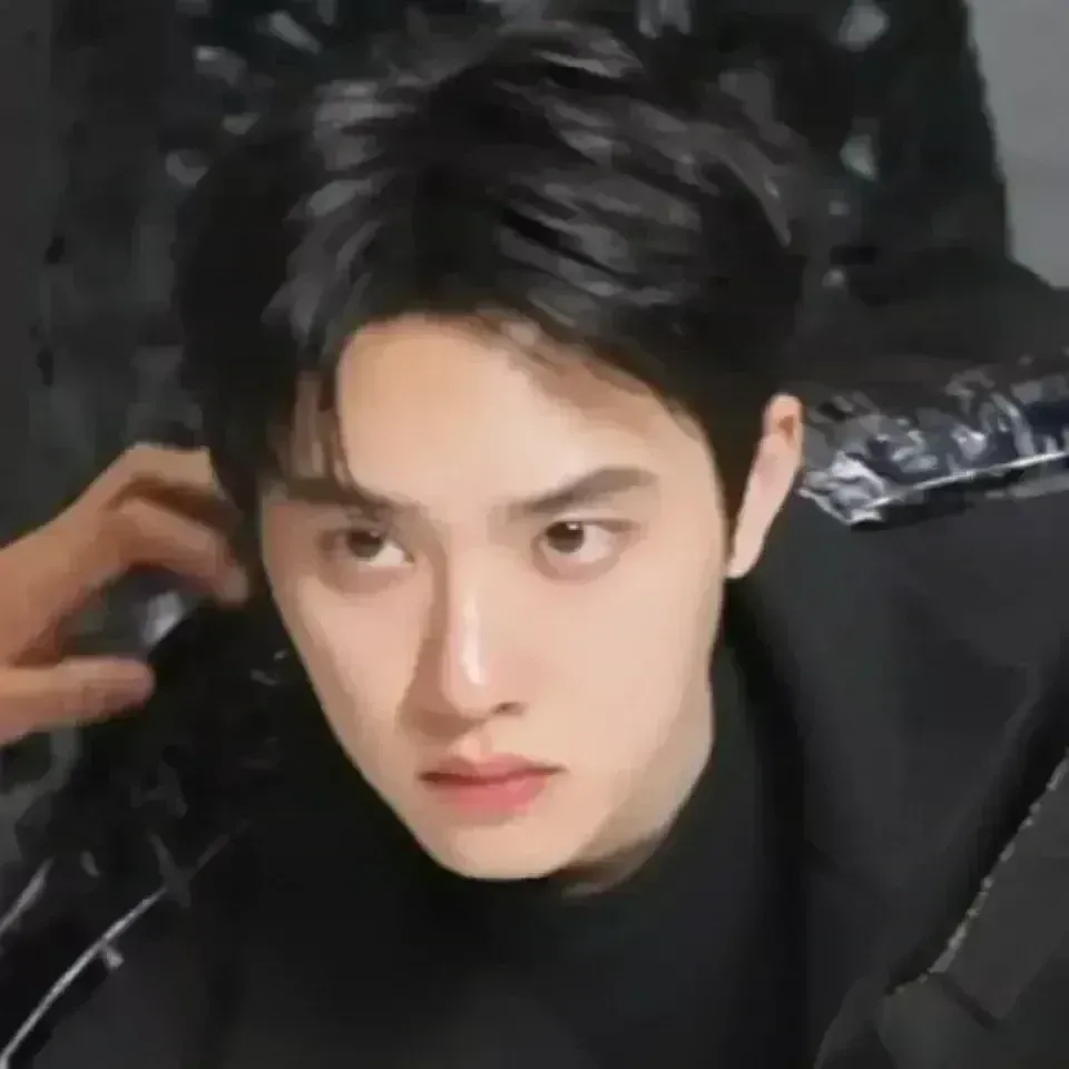 D.O. (EXO)粉絲拍下的瞬間