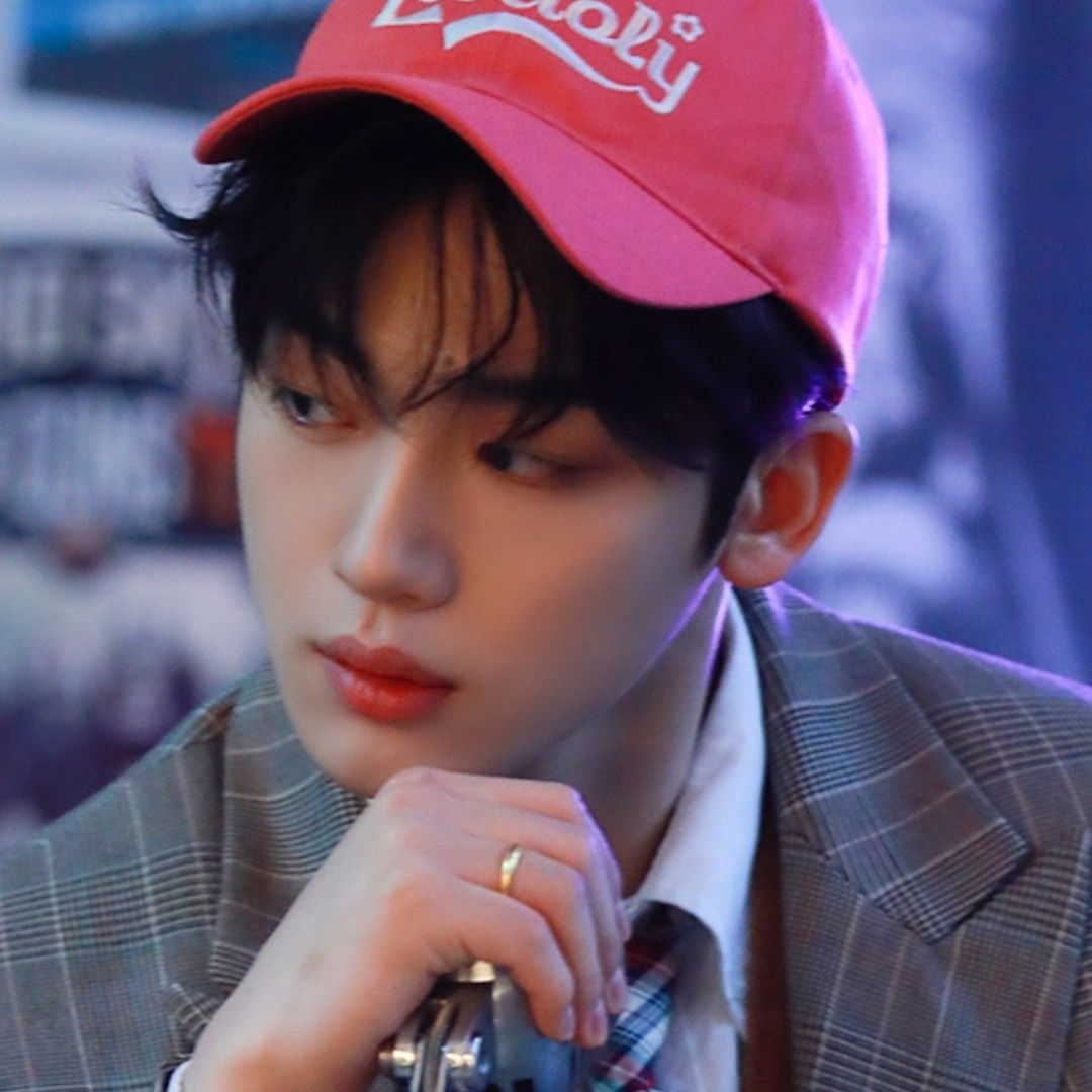 김요한 (위아이)의 최신 사진