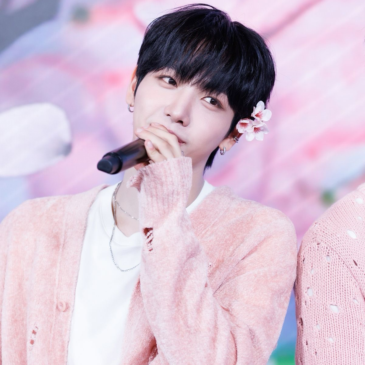 Latest photo of Myeong Jaehyun (BOYNEXTDOOR)