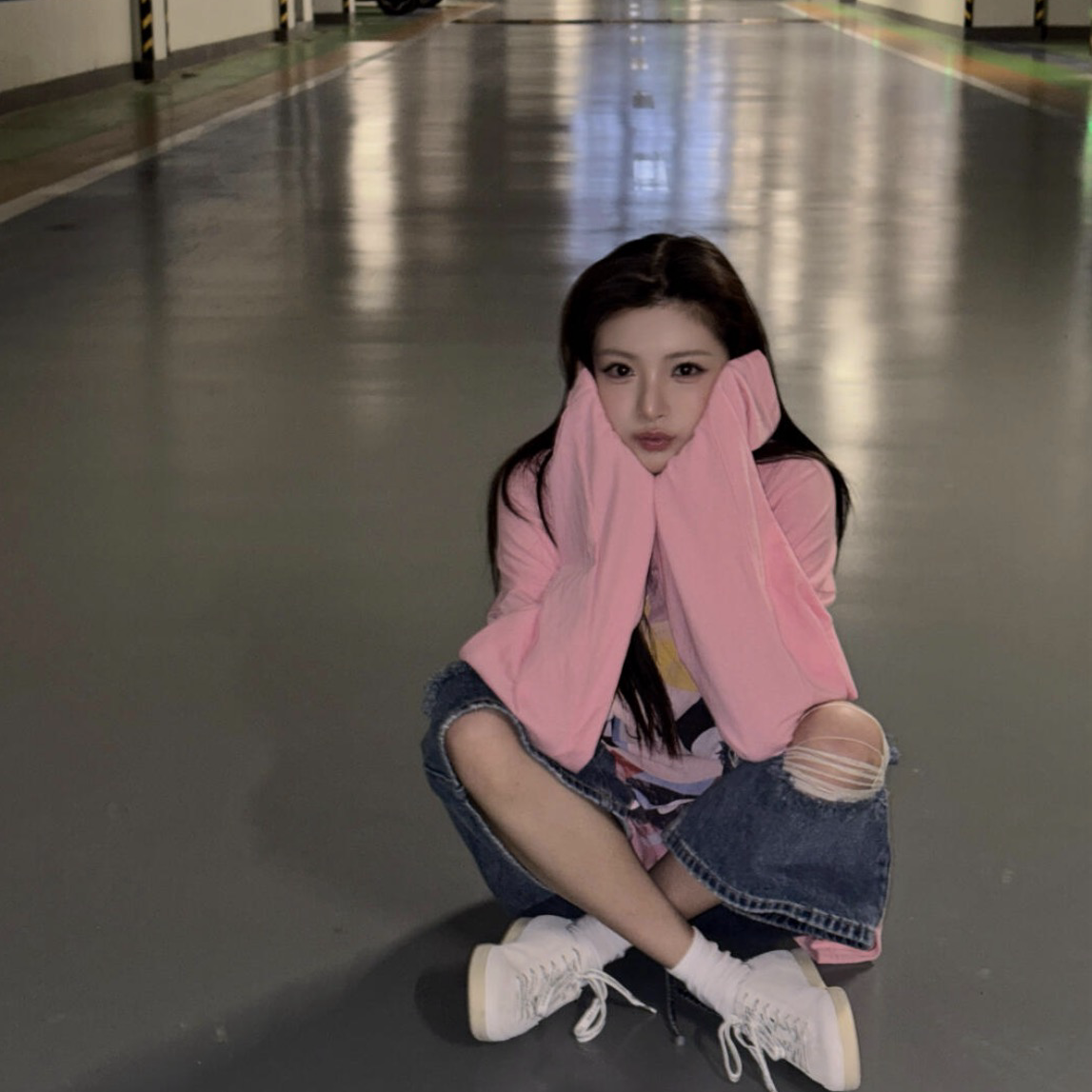 이런의 비하인드 컷