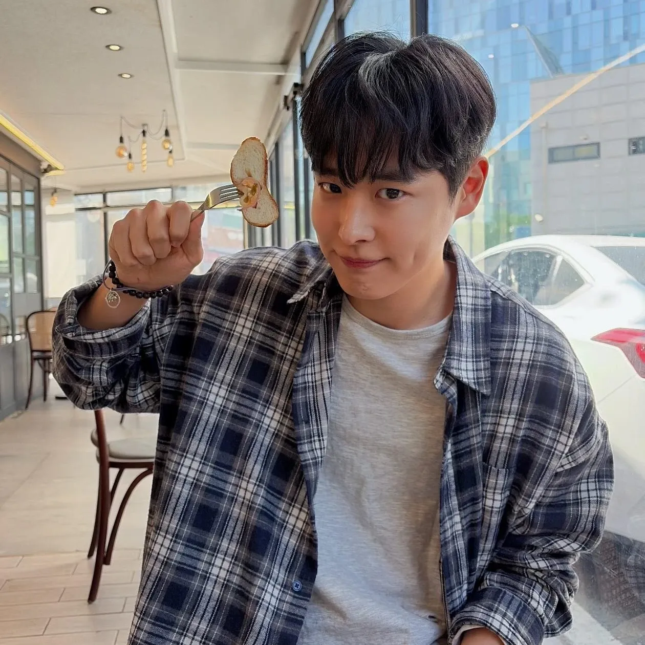 Recent activity shot of Choi Byungchan