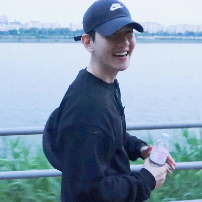 백현 (EXO)의 최신 사진