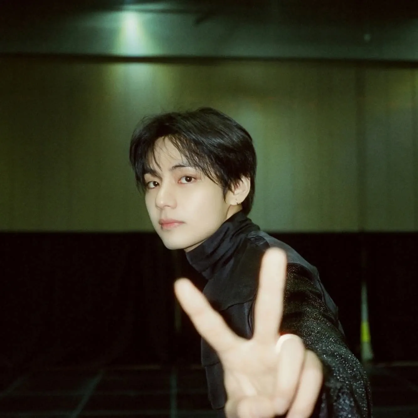 Foto terbaru V (BTS)