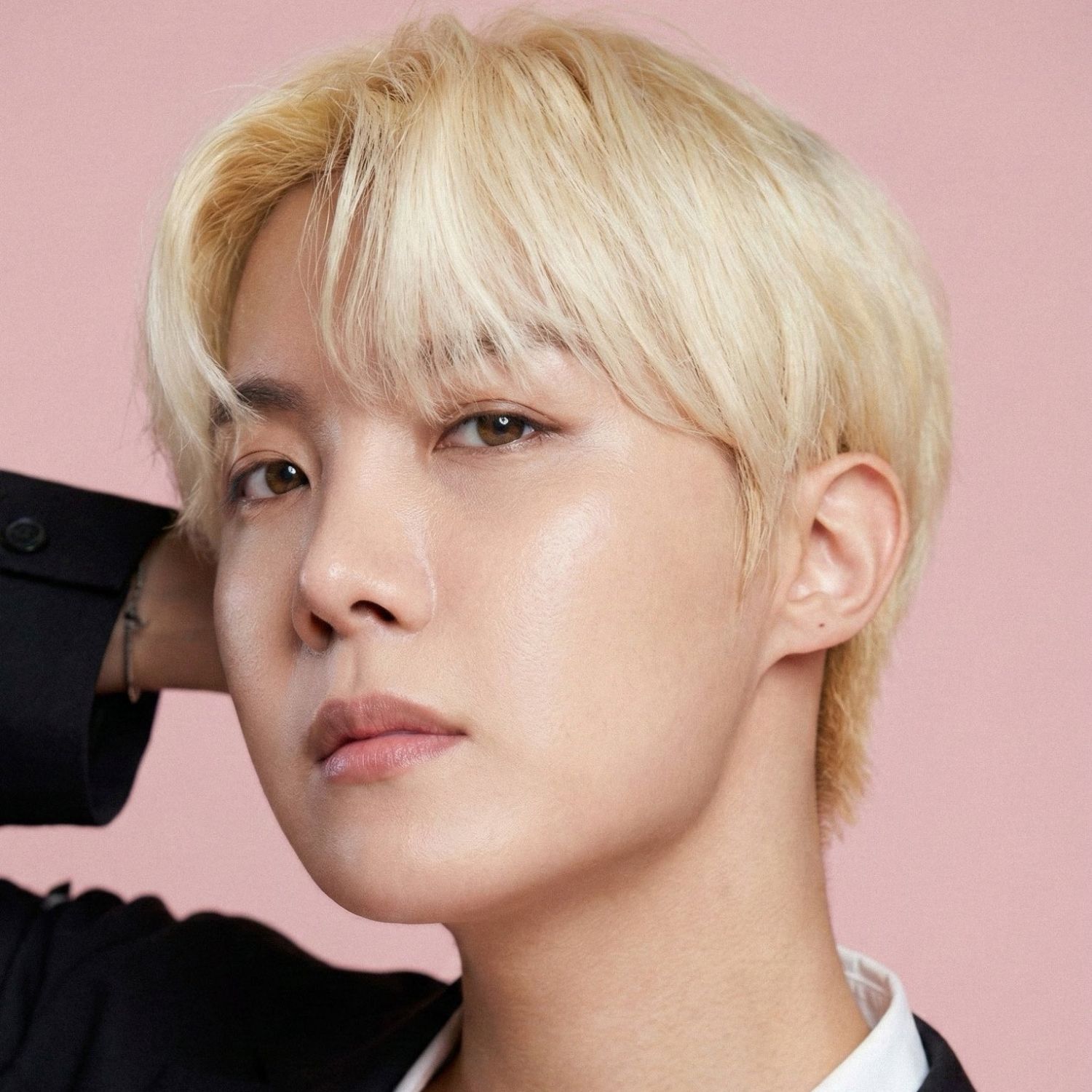 j-hope (BTS)の最新写真
