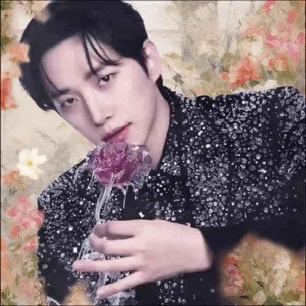 Shining profile picture of Junho (2PM) on today's Choeaedol