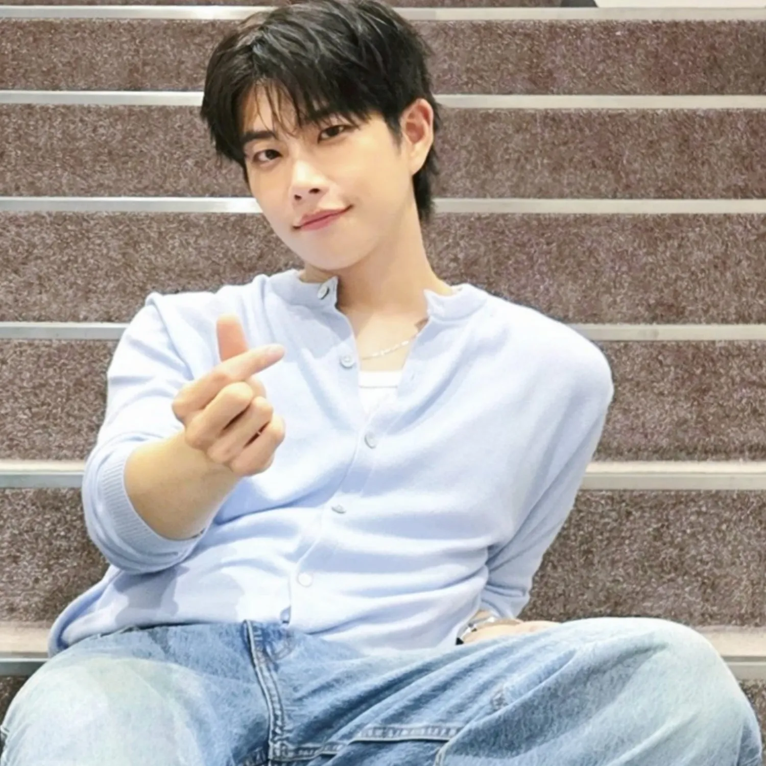 A moment captured by MJ (ASTRO)'s fan