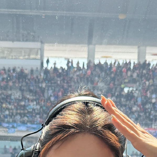 Behind-the-scenes cut of Cheng Xiao