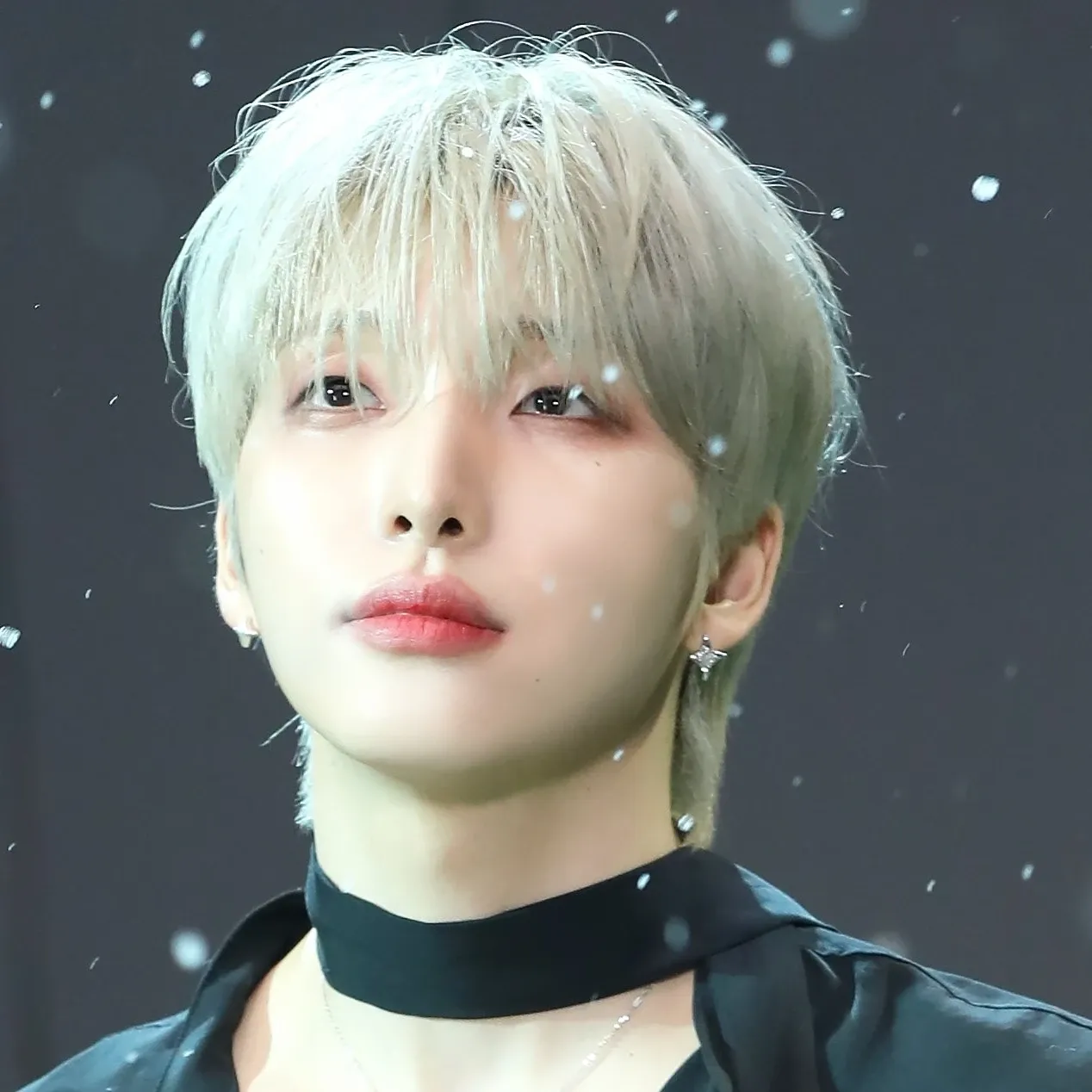 Recent activity shot of Seoho (ONEUS)