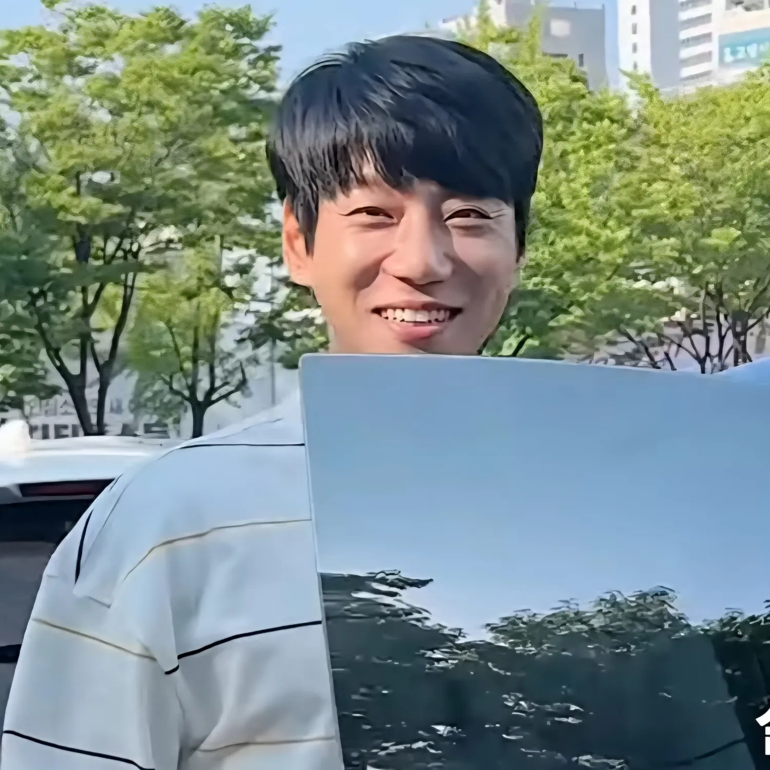 Latest photo of Hwang Chiyeol