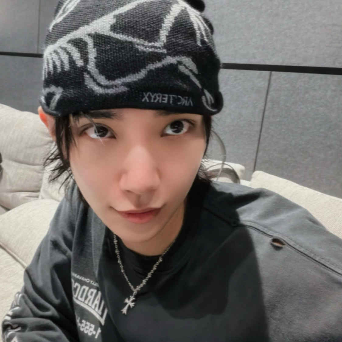 Latest photo of Joshua (SEVENTEEN)