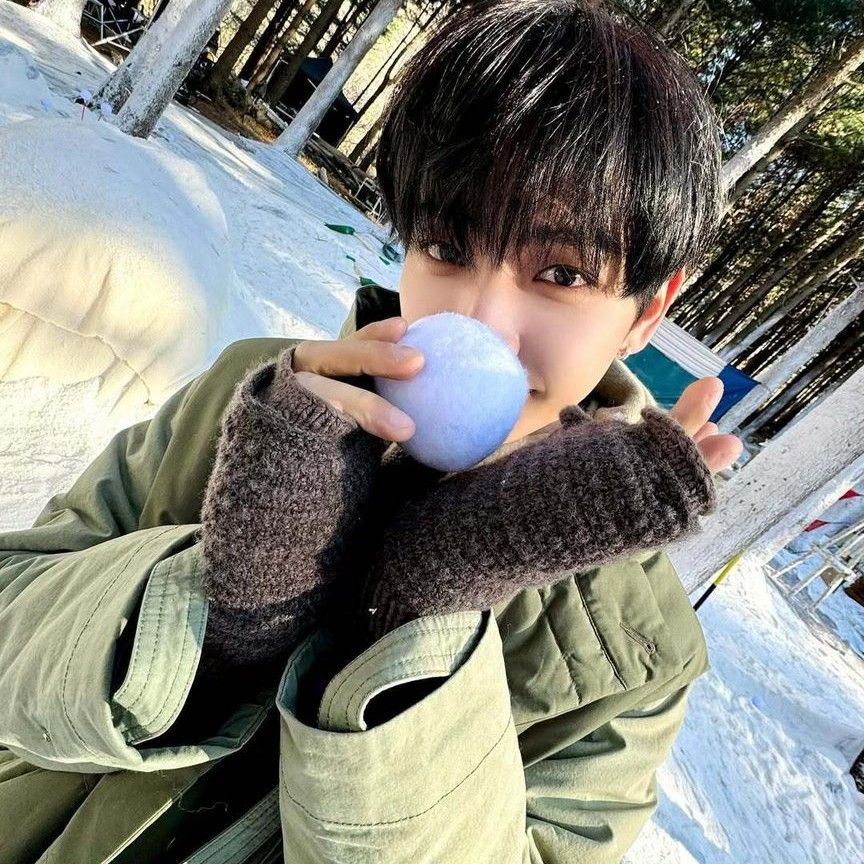 A moment captured by Myeong Jaehyun (BOYNEXTDOOR)'s fan