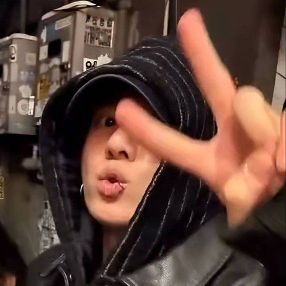 정국 (방탄소년단) 최근 활동샷