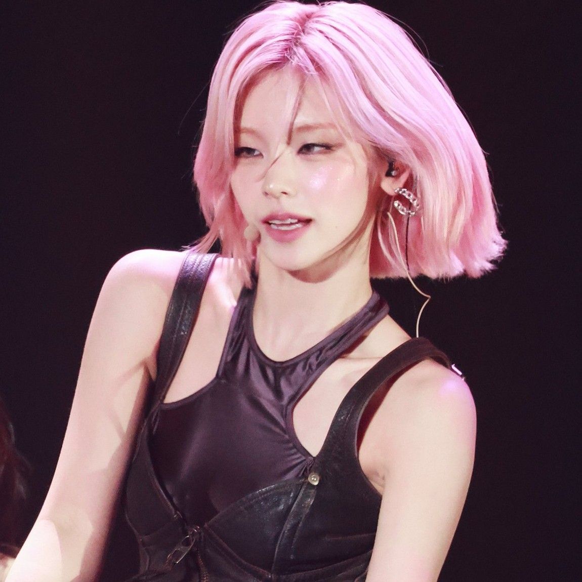 Recent activity shot of Yeji (ITZY)