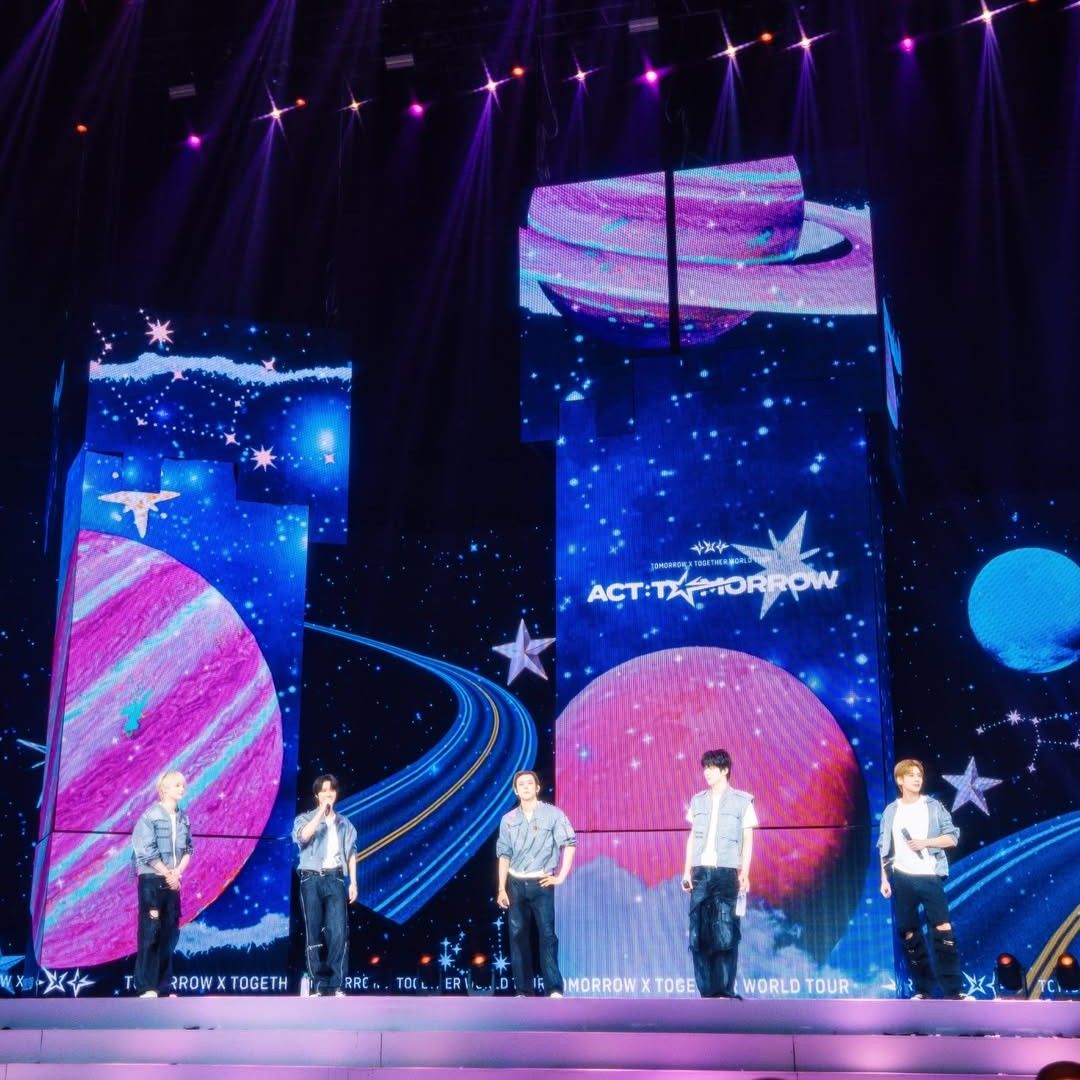 TOMORROW X TOGETHERの最近の活動写真