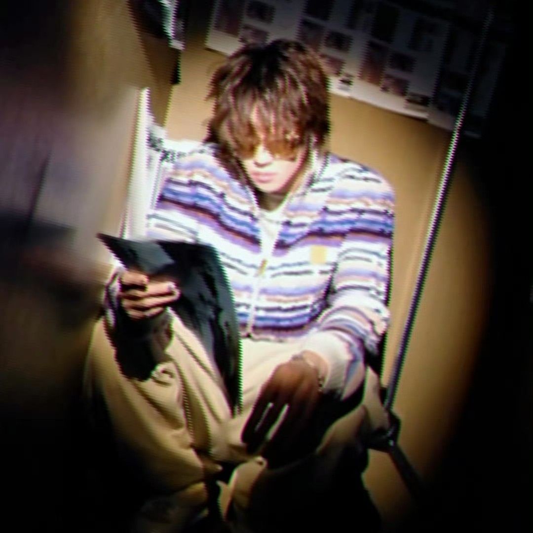 Behind-the-scenes cut of The 8 (SEVENTEEN)