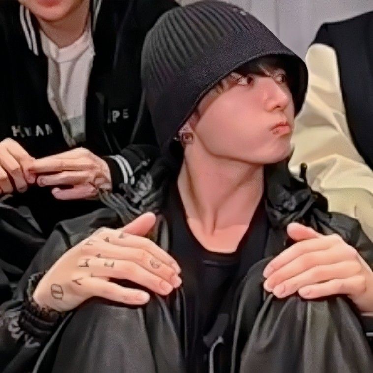 Latest photo of Jungkook (BTS)