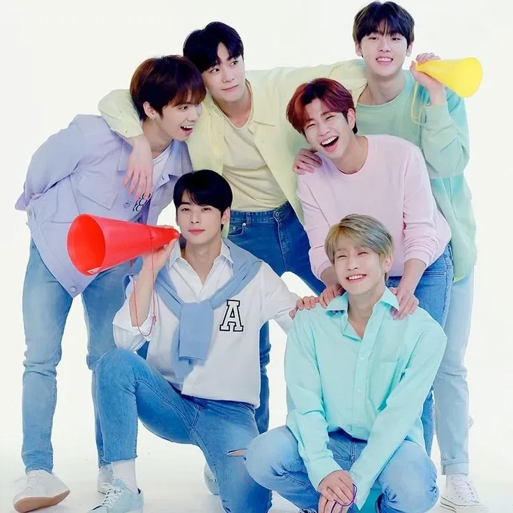 Foto aktivitas terbaru ASTRO