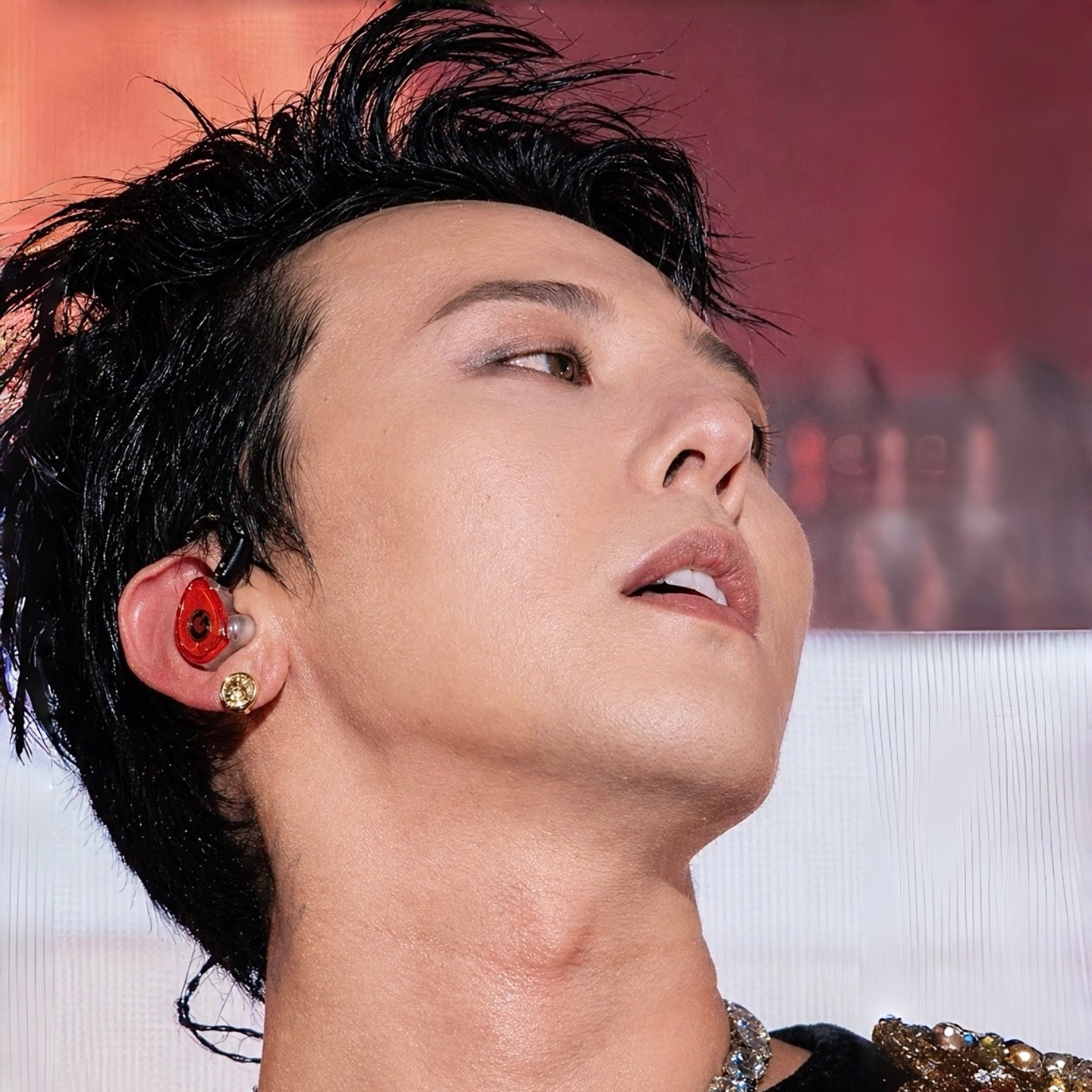 Recent activity shot of G-DRAGON (BIGBANG)