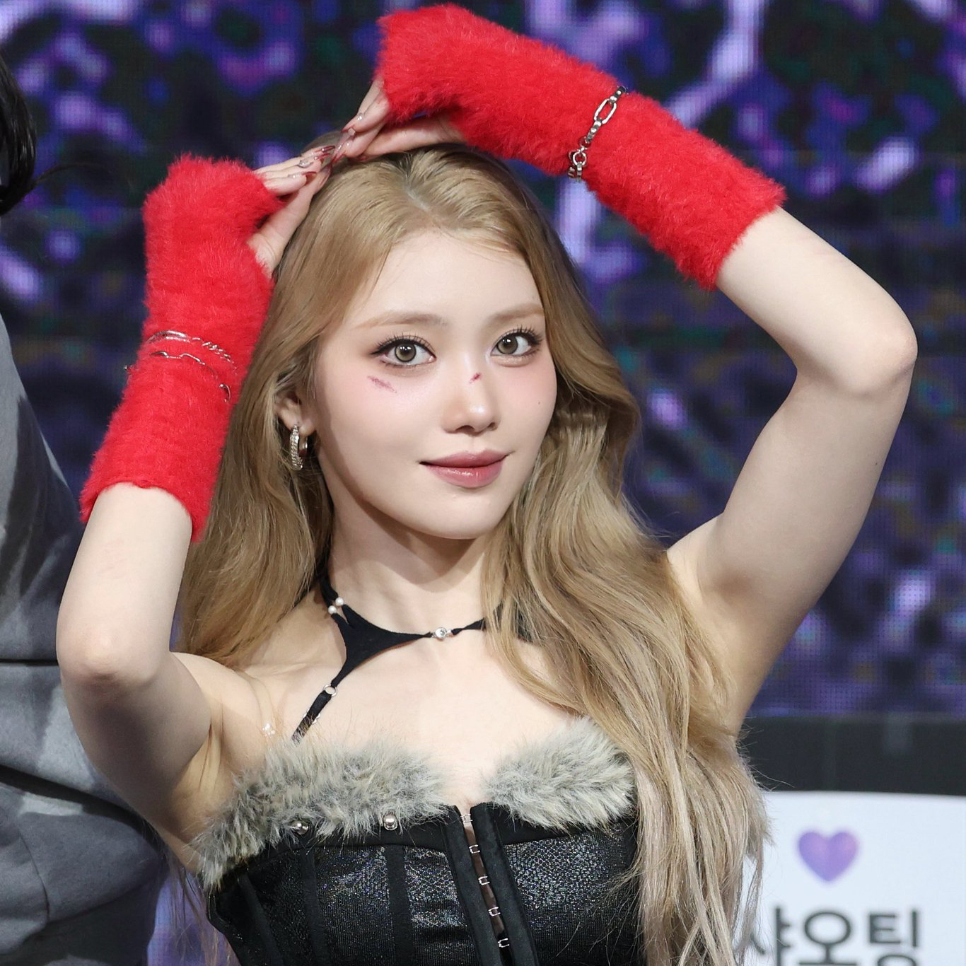 小婷 (Kep1er)的最新照片