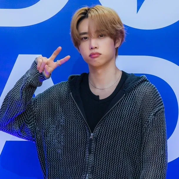 Behind-the-scenes cut of Sunwoo (THE BOYZ)