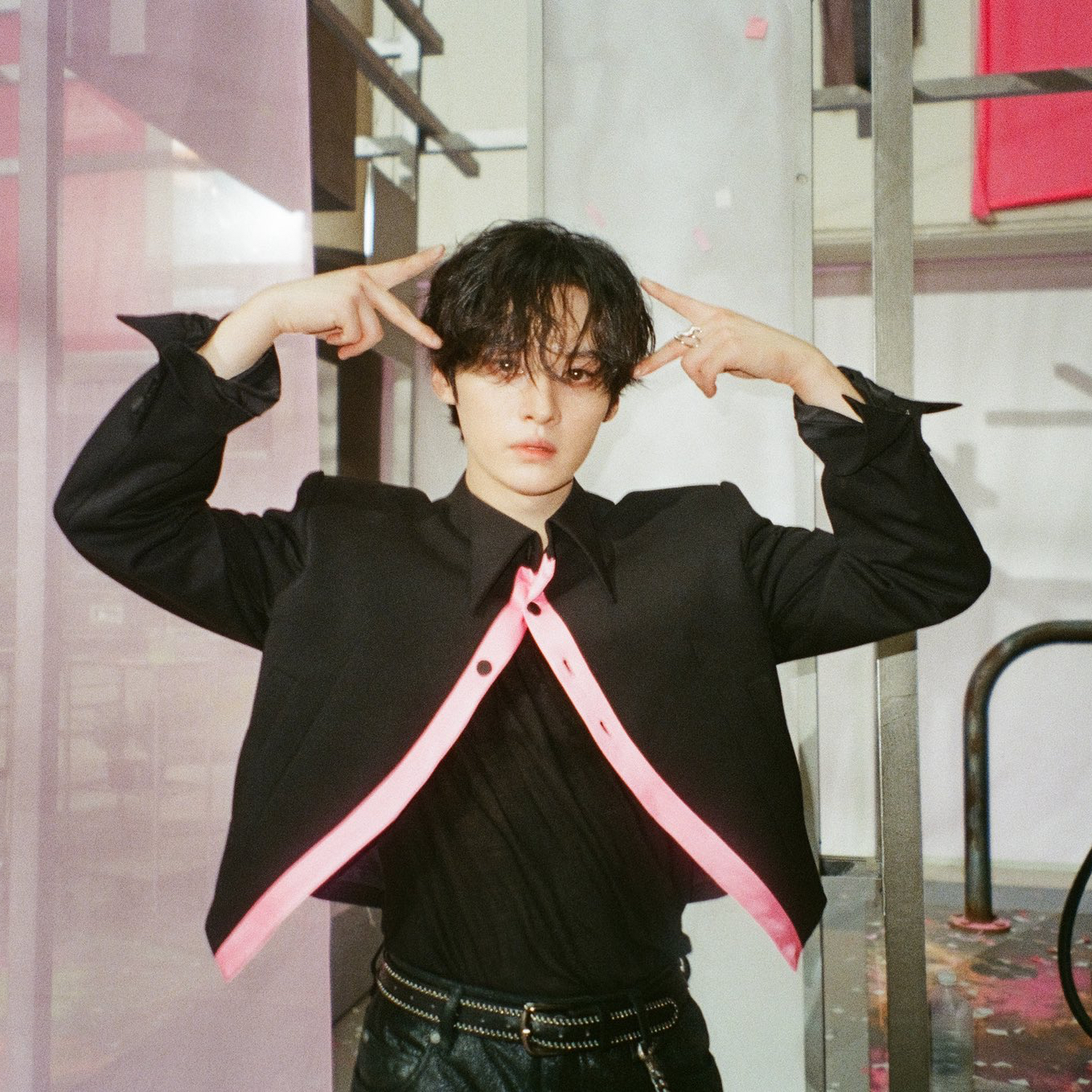 Latest photo of Lee Know (Stray Kids)