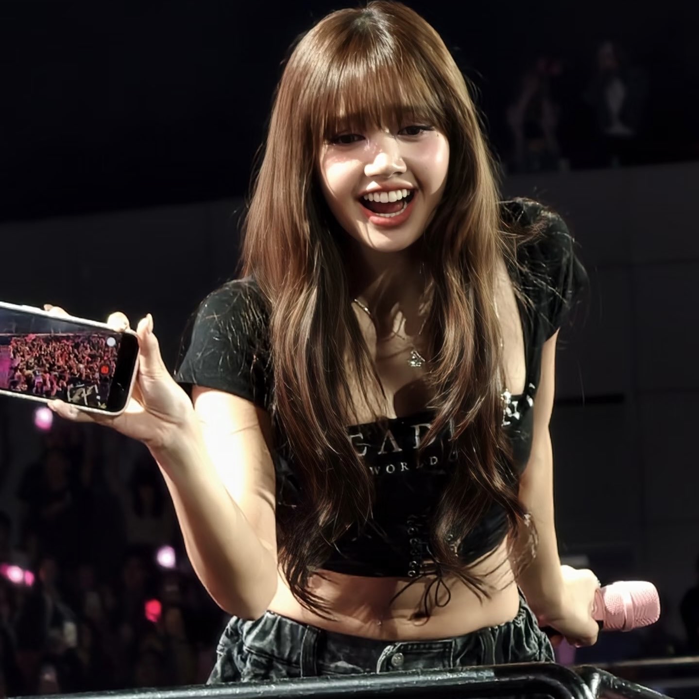 리사 (BLACKPINK) 팬이 찍은 순간