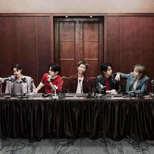 Behind-the-scenes cut of BTS
