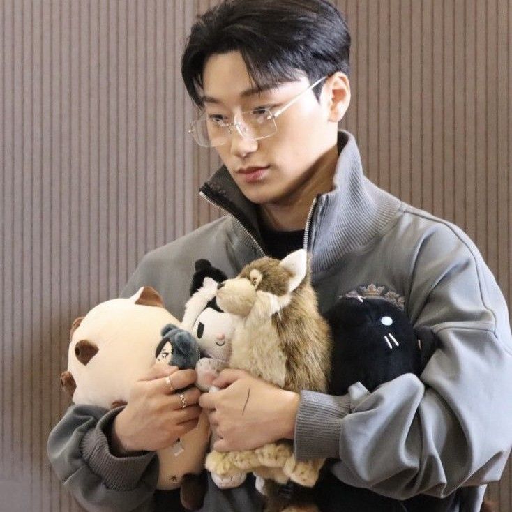 Latest photo of San (ATEEZ)