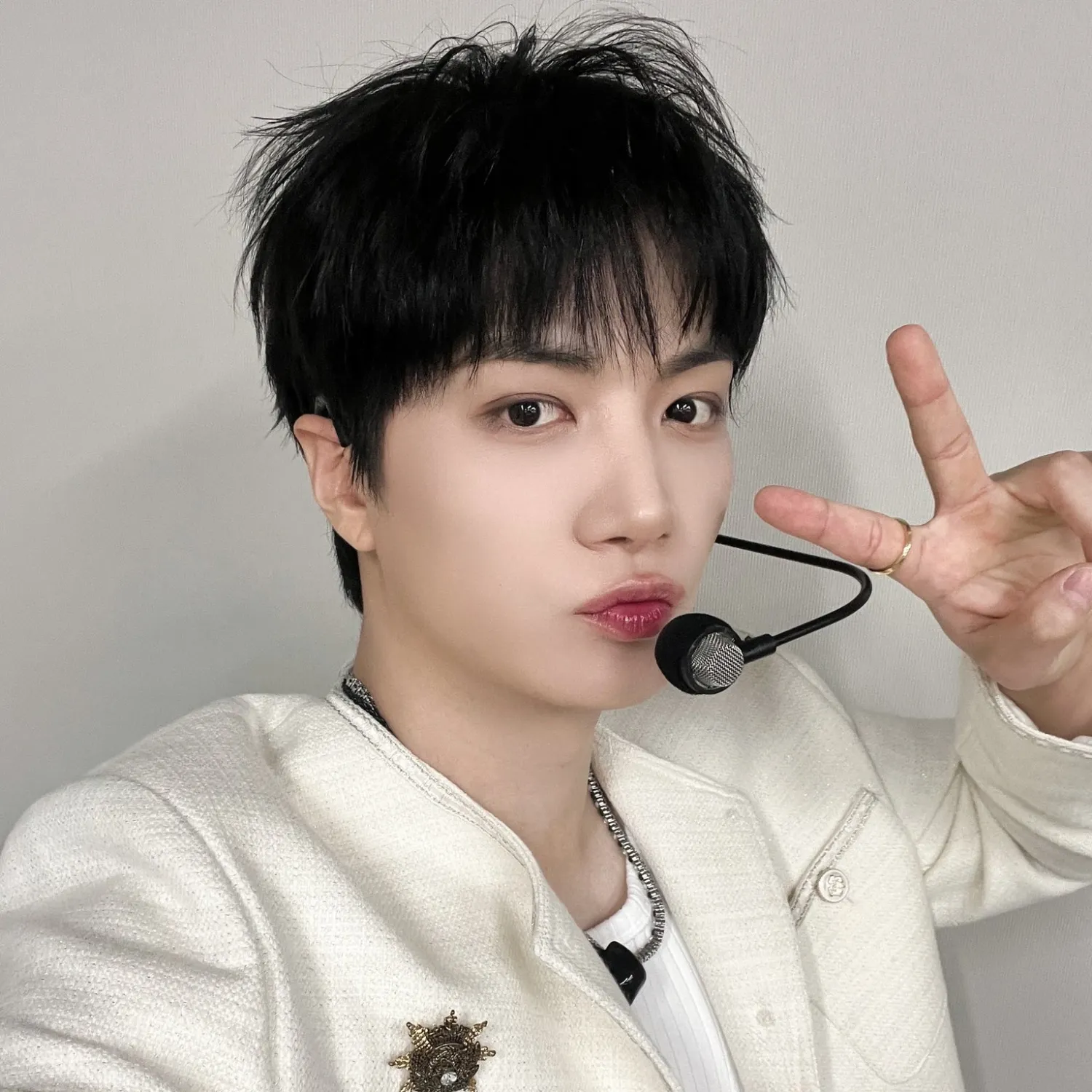Foto aktivitas terbaru Kim Jonghyeon