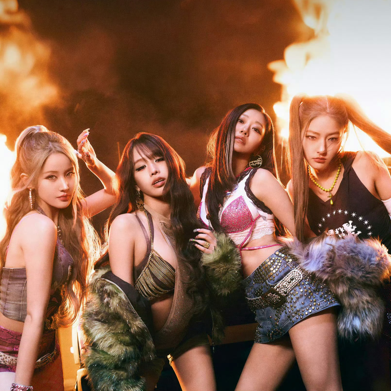 Recent activity shot of Julie (KISS OF LIFE)