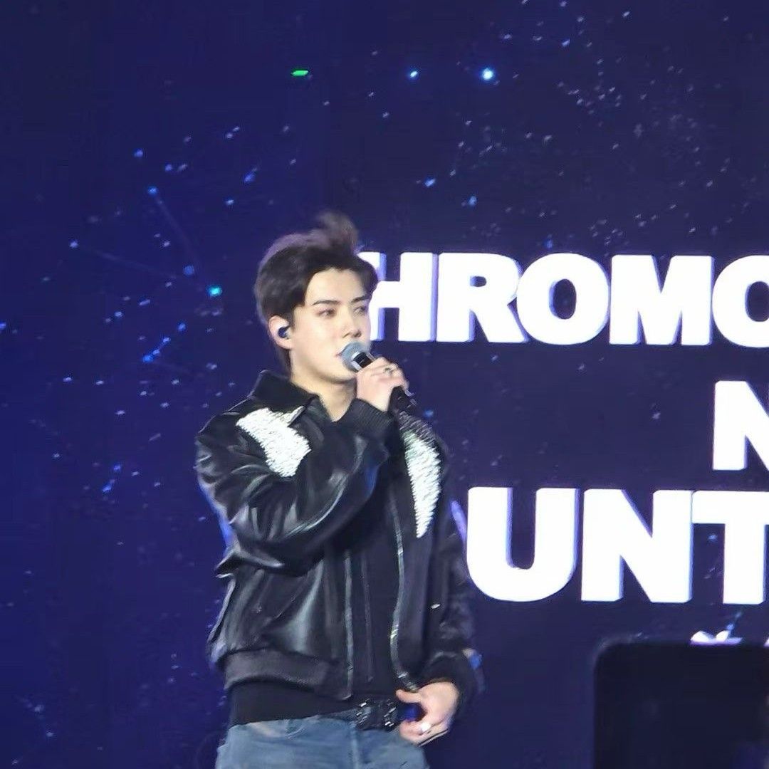 세훈 (EXO)의 최신 사진