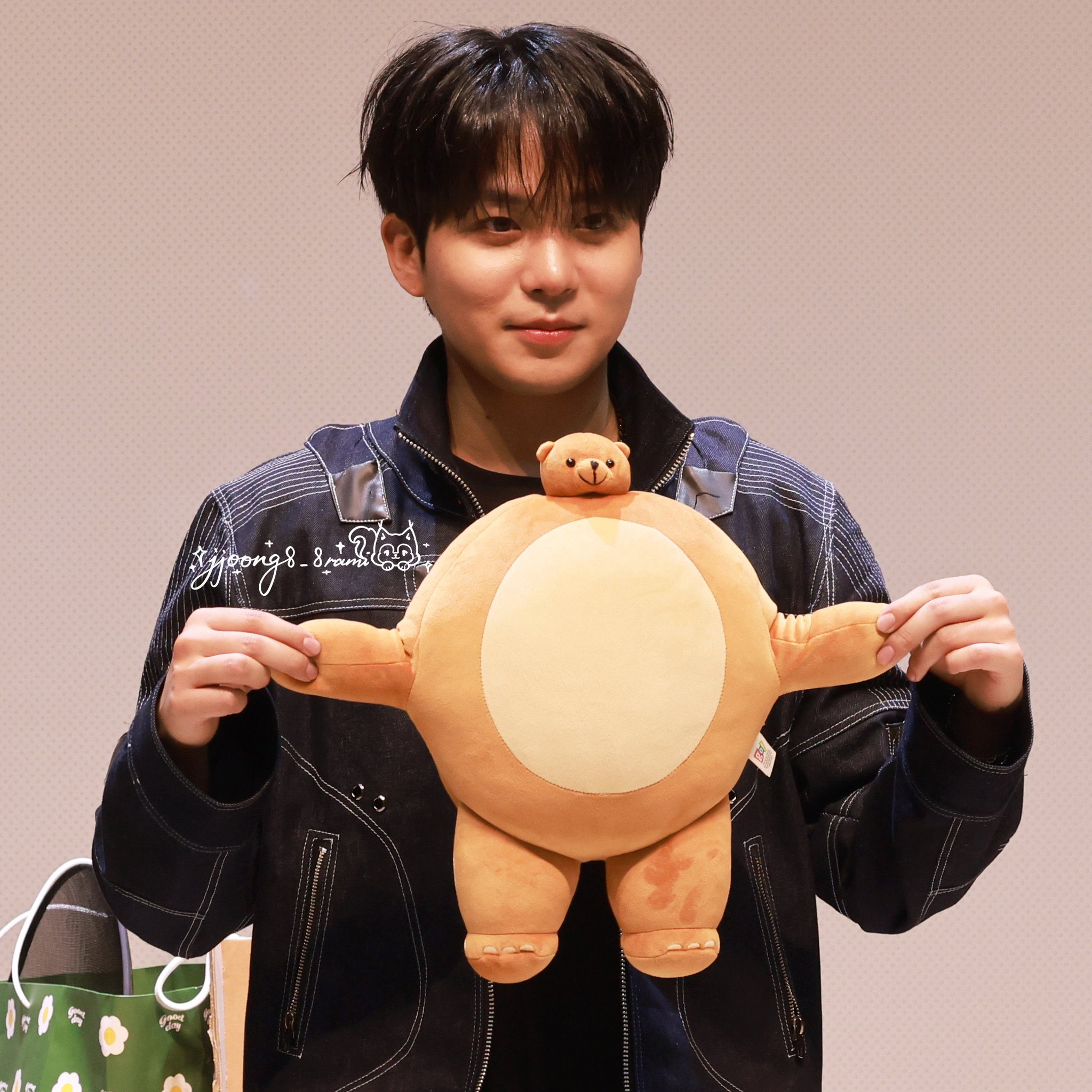 에이티즈 최근 활동샷