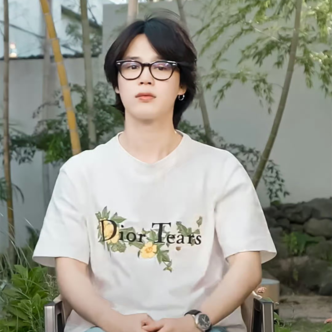 A moment captured by Jimin (BTS)'s fan