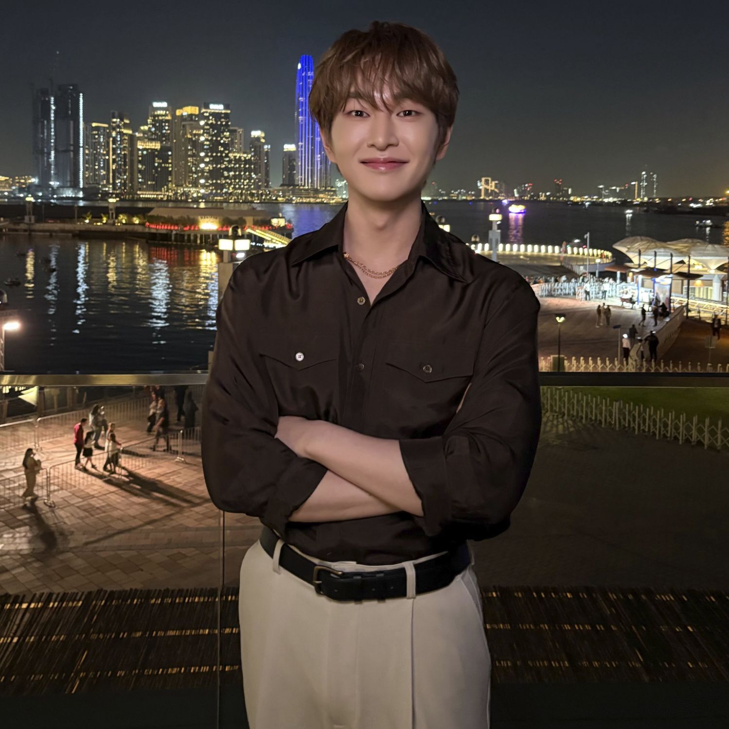 Behind-the-scenes cut of Onew (SHINee)