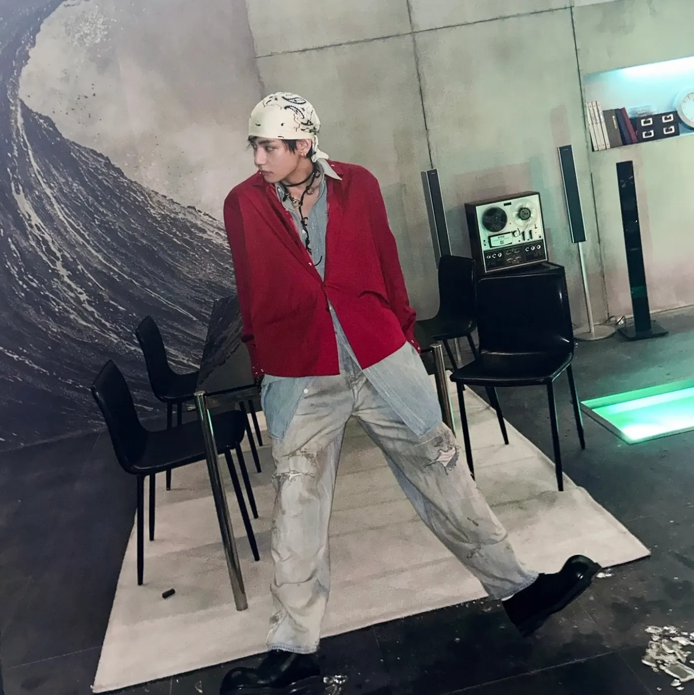 뷔 (방탄소년단)의 최신 사진