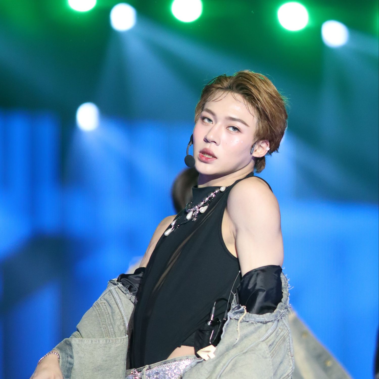 Foto aktivitas terbaru Lego (LYKN)