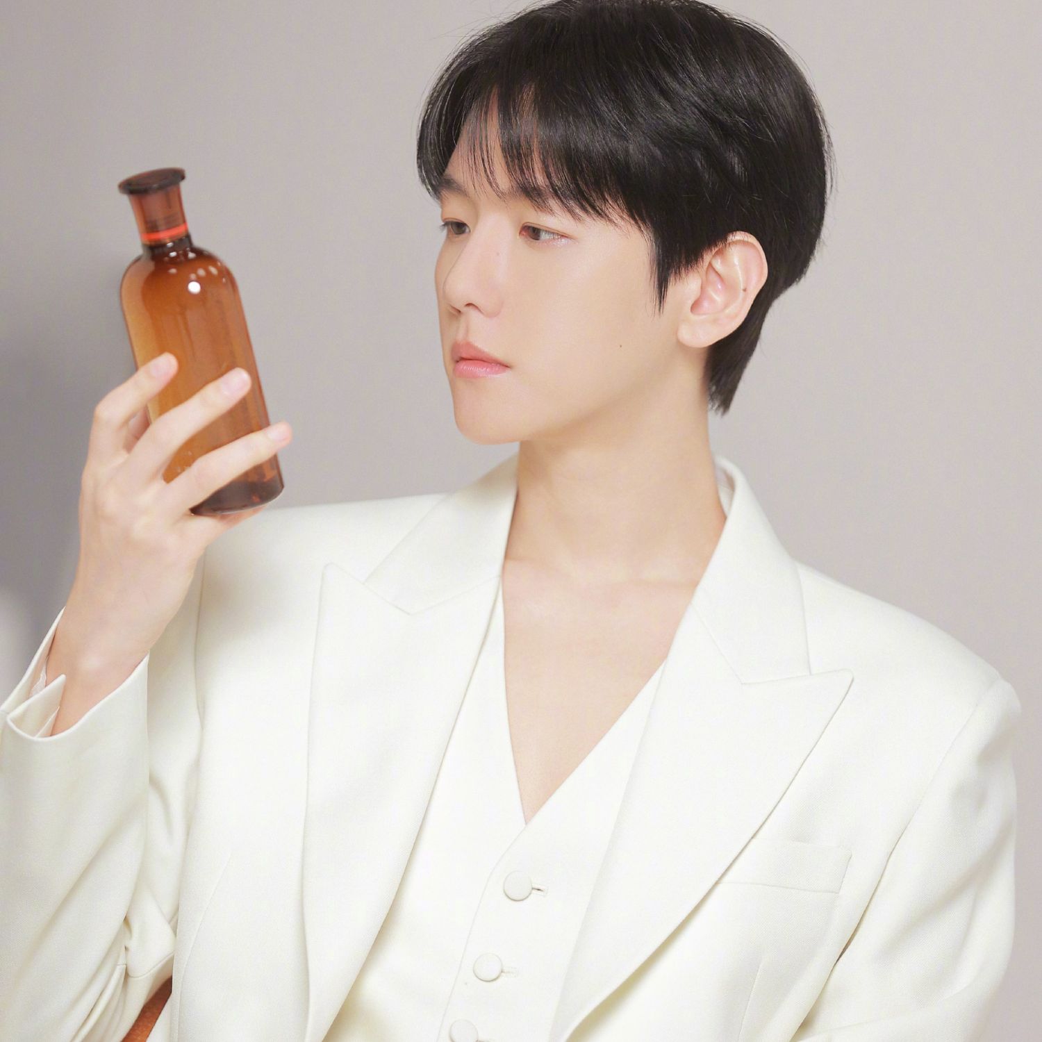 ベクヒョン (EXO)の最新写真