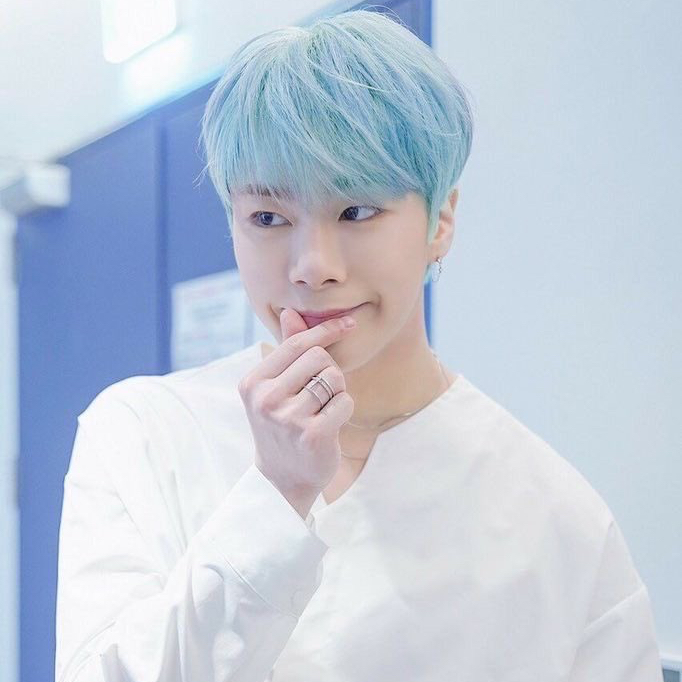 Latest photo of Moonbin (ASTRO)