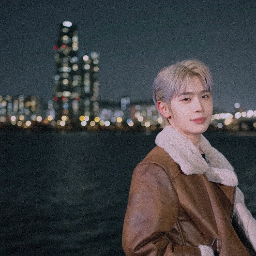 Recent activity shot of Kim Taerae (ZEROBASEONE)