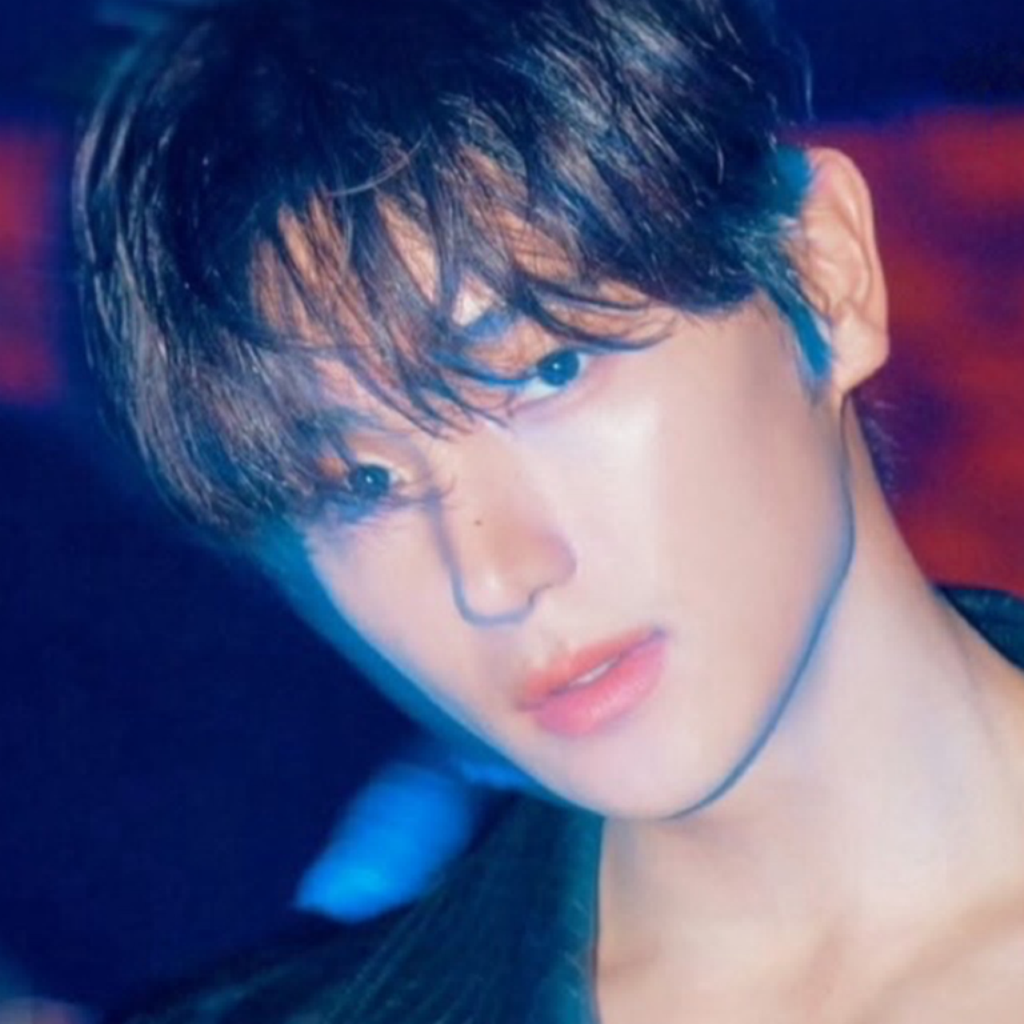 Recent activity shot of Hyunjae (THE BOYZ)