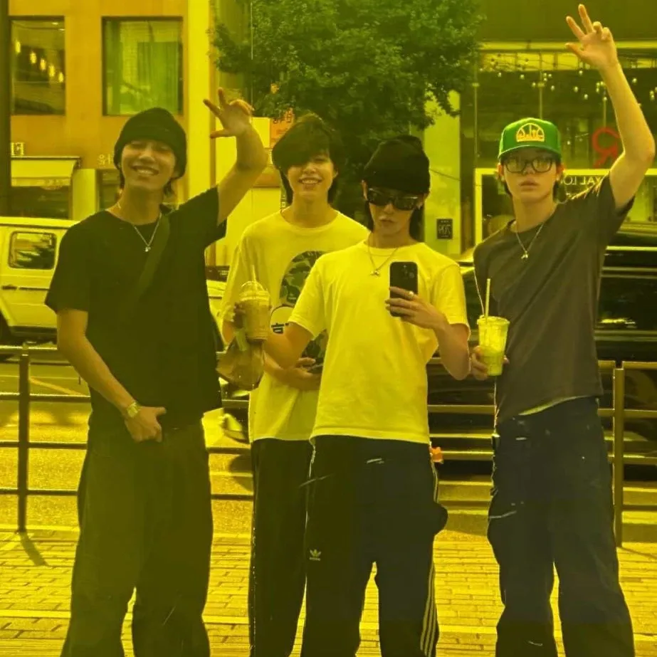 A moment captured by LNGSHOT's fan