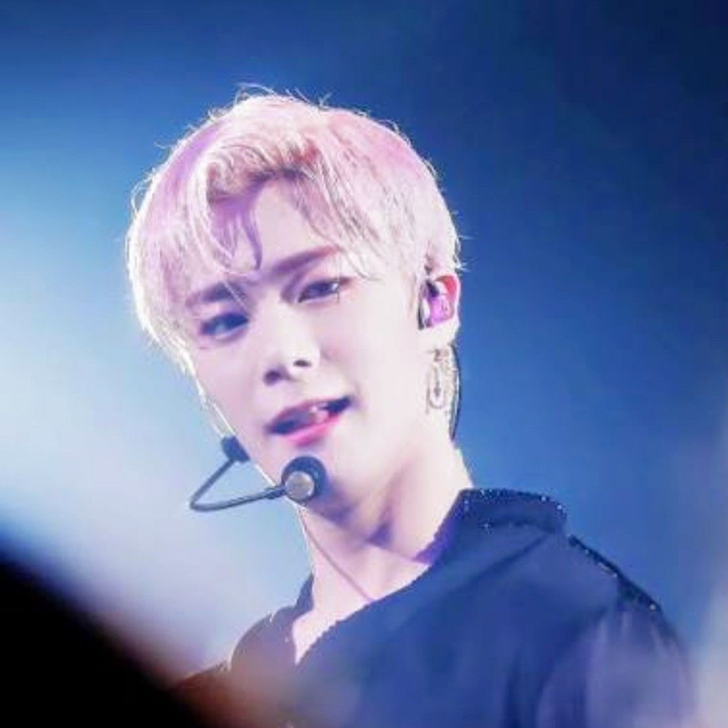 A moment captured by Moonbin (ASTRO)'s fan